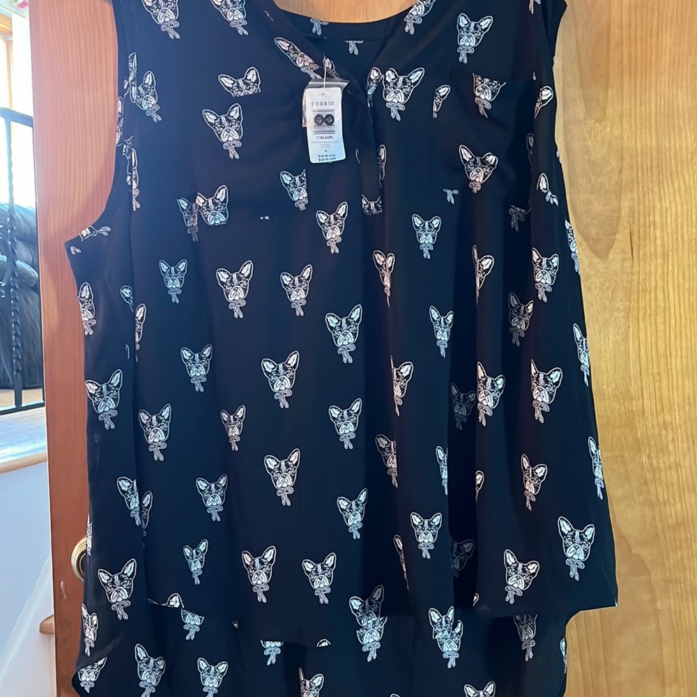 Torrid French bulldog blouse 4x NEW WITH TAG